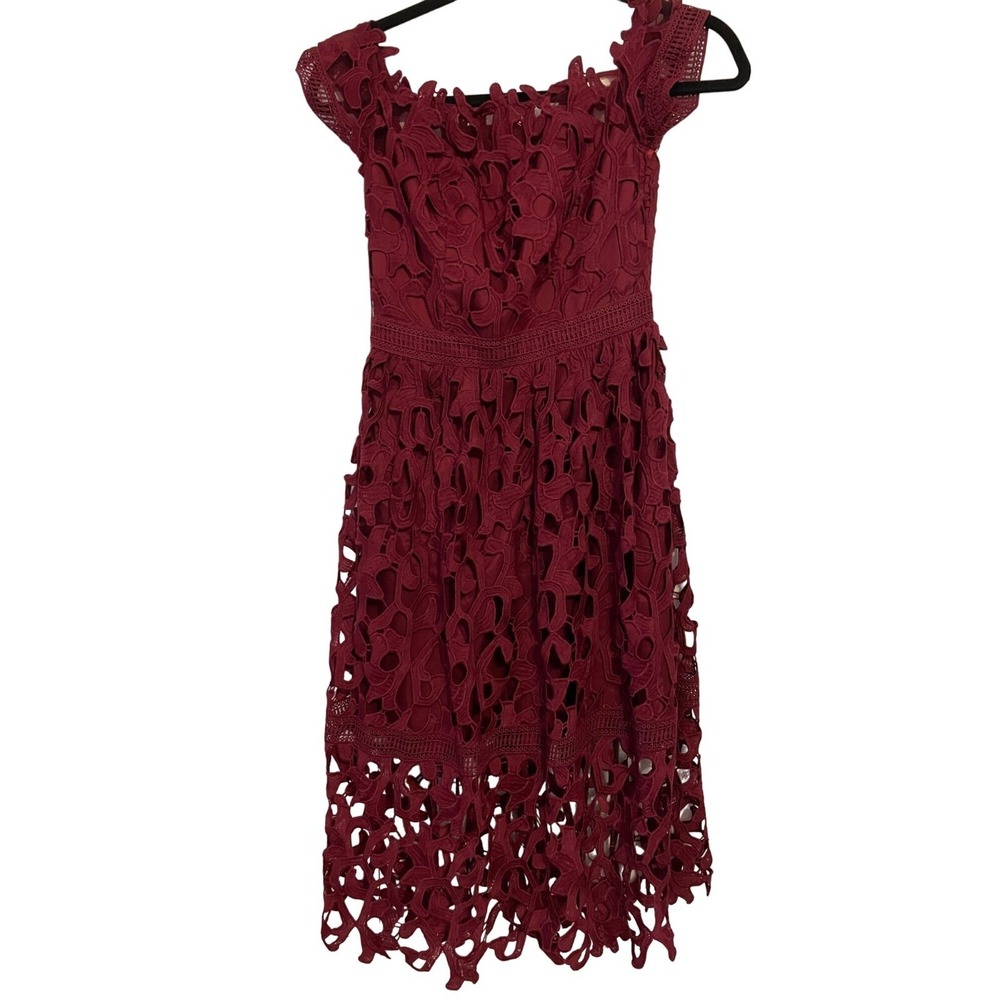 Chi‎ Chi London Midi Dress Crochet Lace Burgundy Off The Shoulder US 4 Romantic